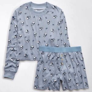 NWT AE Peanuts / Snoopy / Bow Pajamas